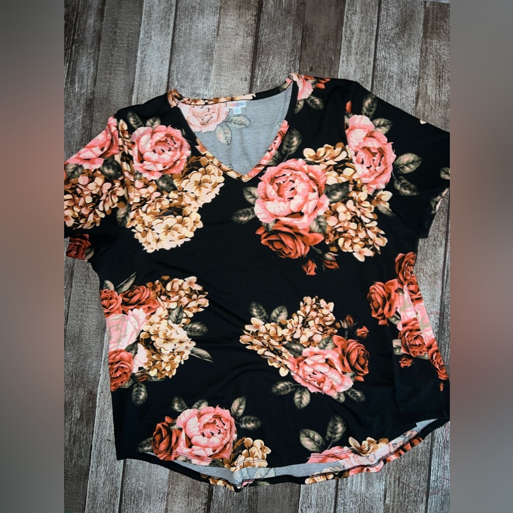 LuLaRoe 2xl top